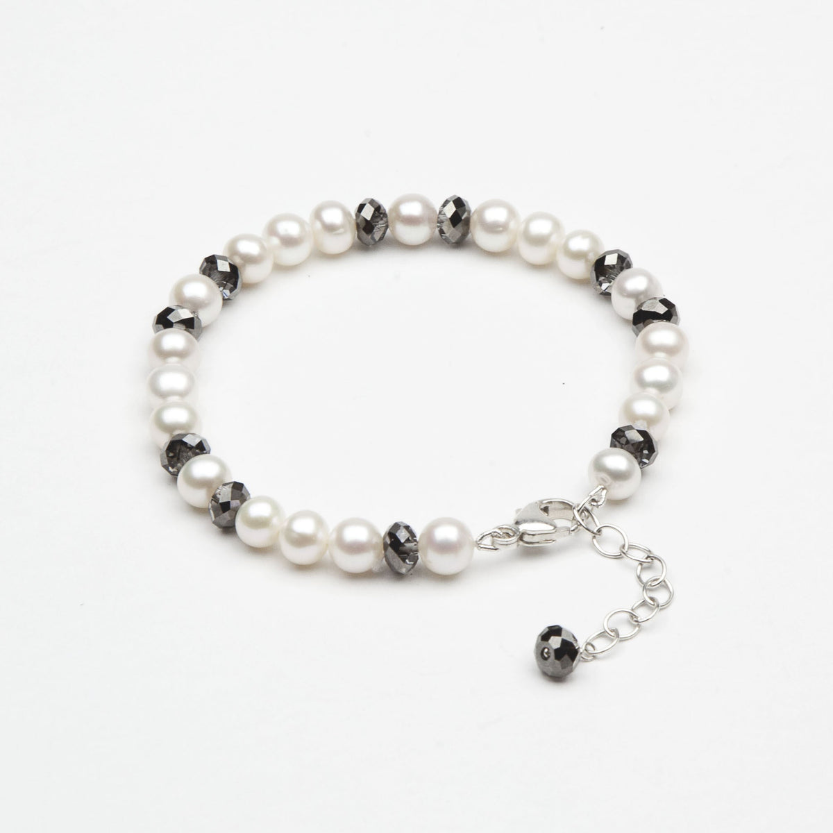 Triple nude cultured pearl bracelet - Freshwater Cultured Pearls - Wedding  Jewelry – Bourdage Pearls